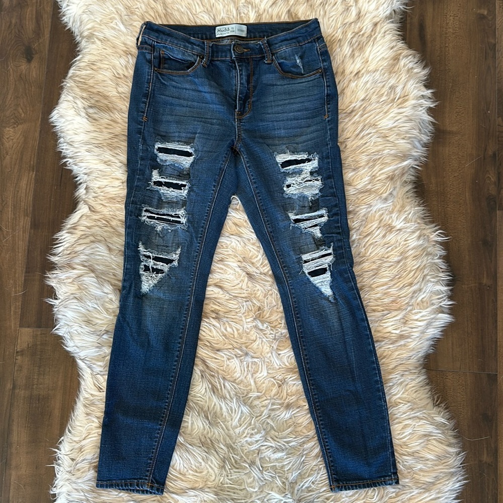Juniors Distressed Mudd Skinny Jeans